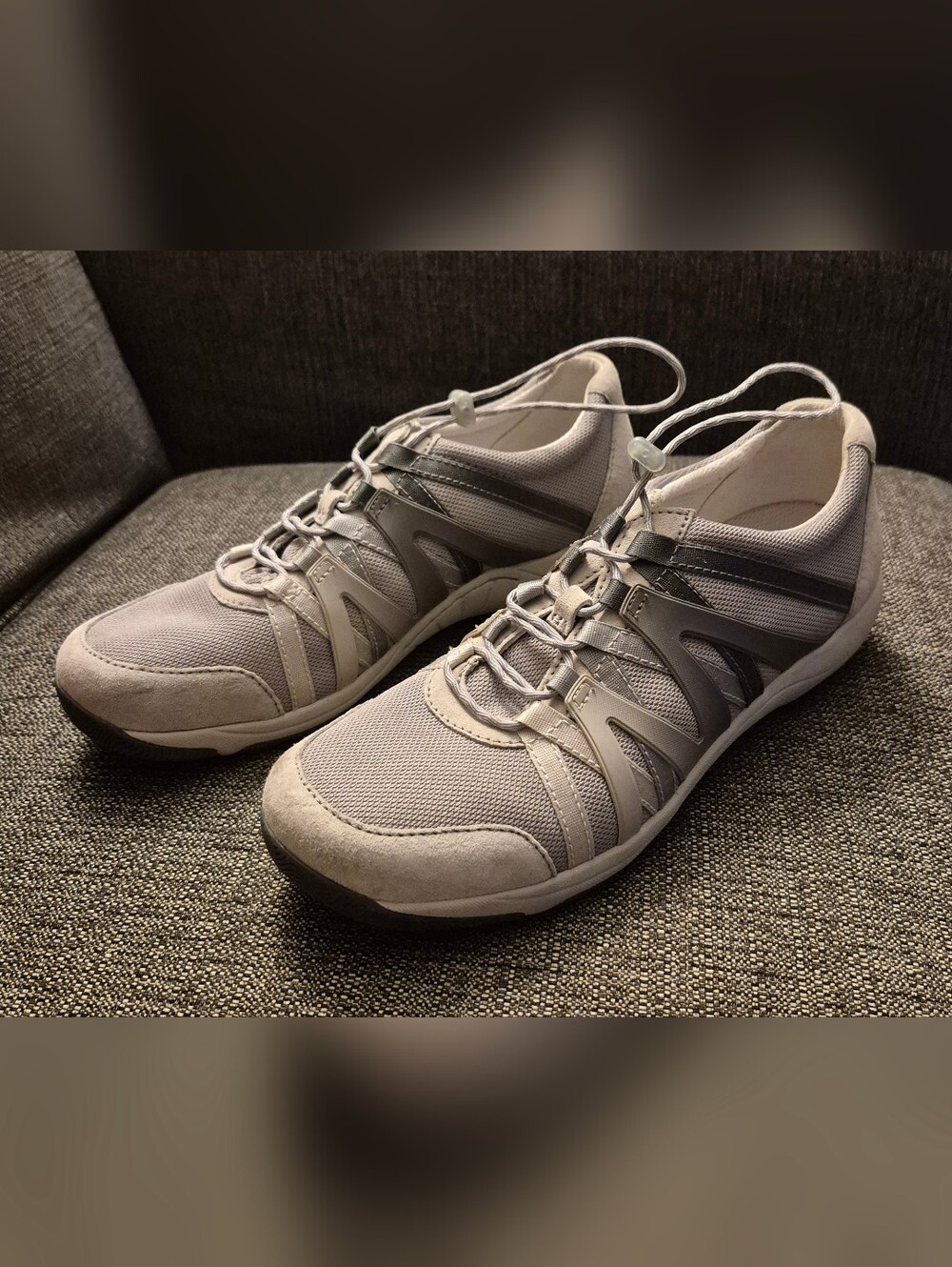 Dansko Suede Sneakers Size 11-11.5 (41)